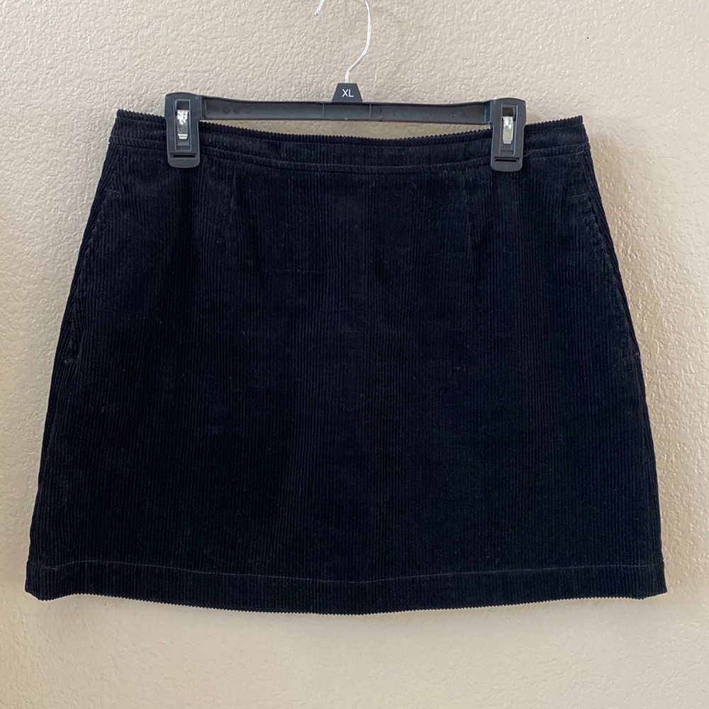 Calvin Klein courderoy skirt size 31 never worn